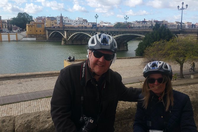 Small-Group Tour: Seville City Center and Plaza España via Segway - Pricing and Guarantee
