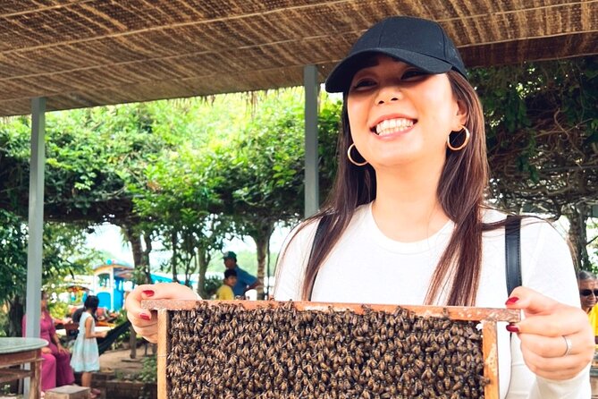 Small Group Tour to Cu Chi Tunnels and Cruise Mekong Delta in a Day - Mekong Delta Cruise Experience