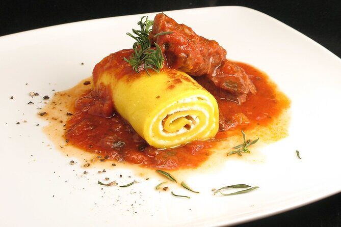 Small group Traditional Tuscan Cooking in Florence with wine - Who Is This Experience Best For?