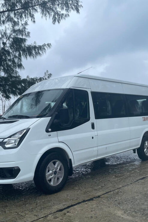 Small Group Transfer Hoi an / Da Nang to Hue - Direct Bus - Good To Know