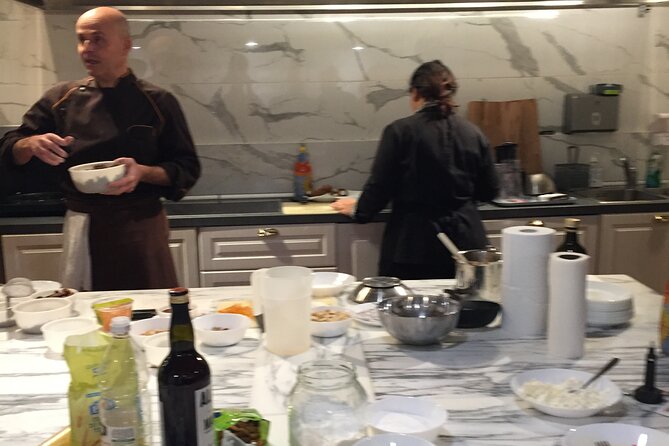 Small Group Vegan and Vegetarian Pasta Class in Florence - Meeting and Pickup