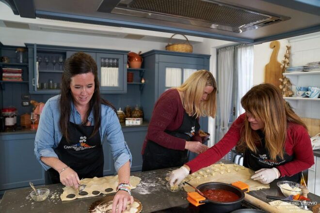 Small Group Vesuvius Cooking Class With Wine Tasting - Experience Highlights