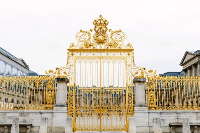 Small Group VIP Versailles Bike Tour From Paris With Kings Apartments Access - Tour Details and Highlights