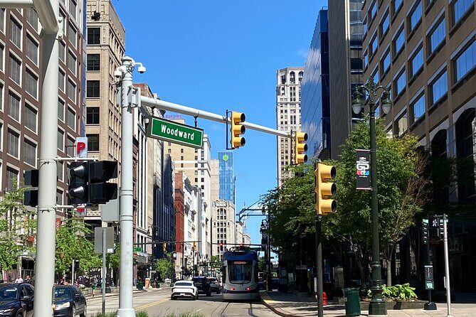 Small Group Walking Bar Tour - Discover Detroit’s Nightlife on a Small Group Walking Bar Tour