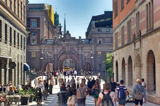 Small Group Walking Tour of Gamla Stan With Swedish Fika - Meeting and End Points