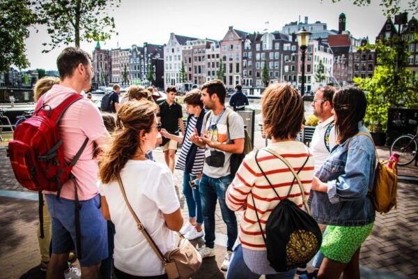 Small-Group Walking Tour With Amsterdam Canal Cruise - The Sum Up