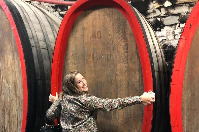 Small Group Wine Tasting in Tuscany With Vineyard Visit - Meeting and Pickup