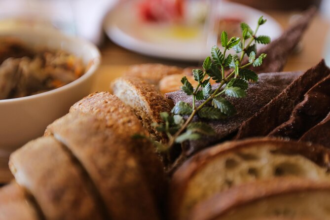 Small-Group Winery Tour With Lunch and Experiences - Itinerary Details