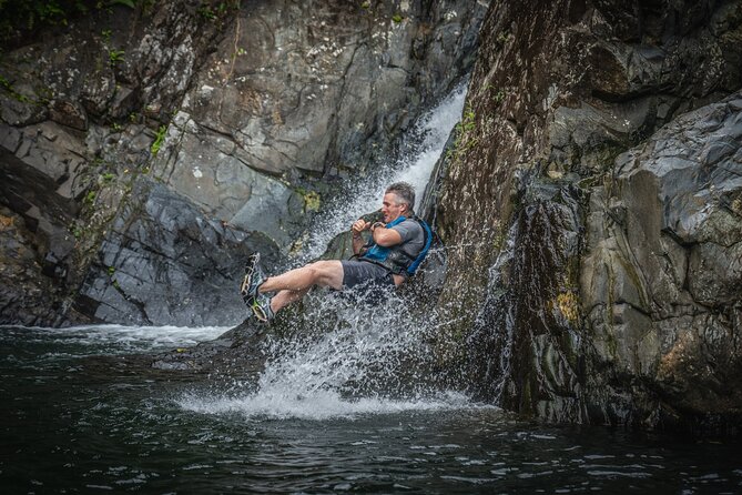 (Small Groups) El Yunque Adventure - Transportation Included - Meeting and Pickup