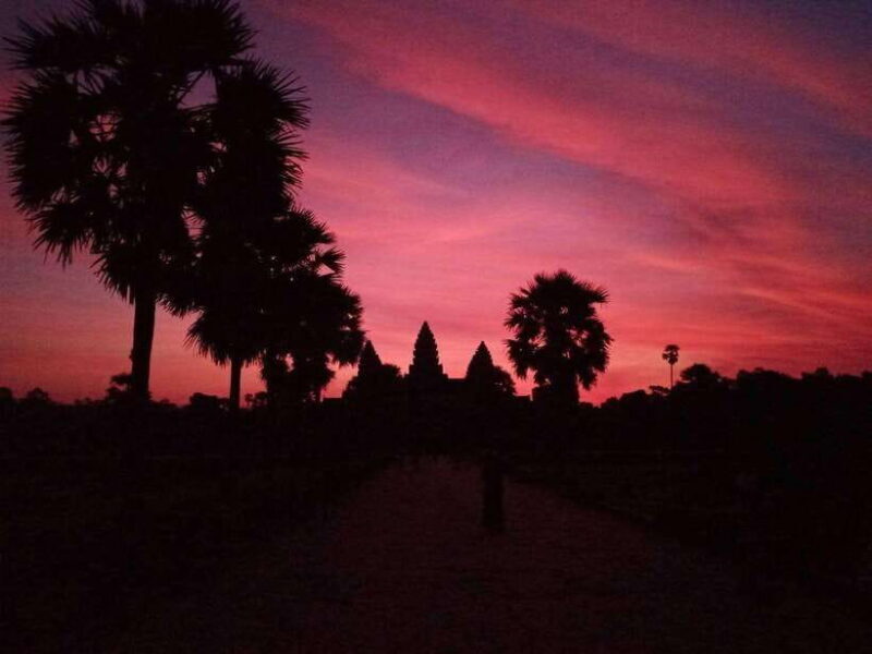 Small Joining Group to Temples with Sunrise at Angkor Wat - Hidden Gems & Less Crowded Spots