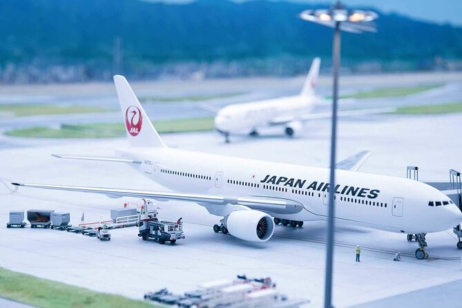 Small Worlds Tokyo Admission Ticket - Meeting and Pickup Details