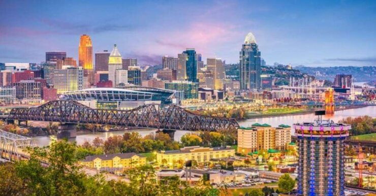 Smartphone-Guided Walking Tour of Downtown Cincinnati - Good To Know