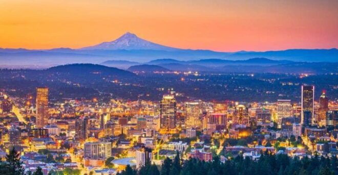 Smartphone-Guided Walking Tour of Downtown Portland - Experience Highlights