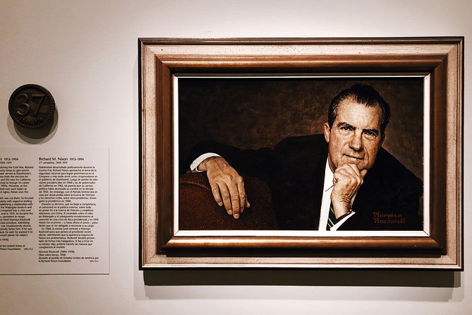 Smithsonian Portrait Gallery & American Art Museum - Private Guided Tour - Tour Overview
