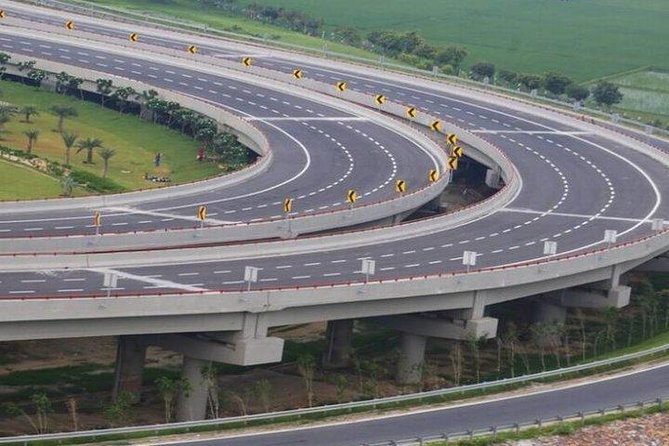Smooth Departure Transfer by Car From Agra to Lucknow - Additional Information