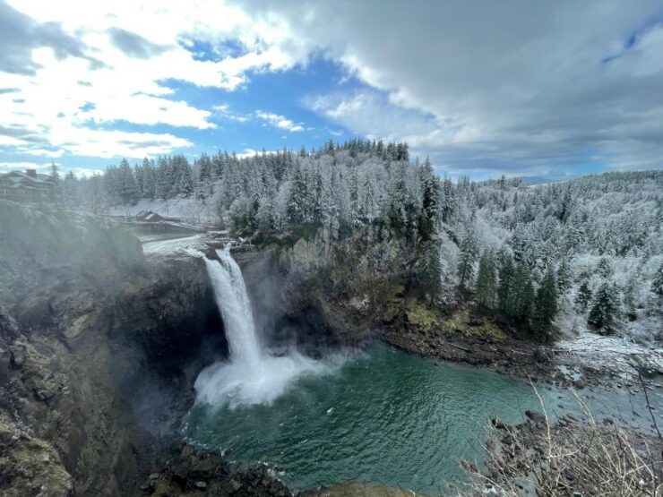 Snoqualmie Falls and Wineries Tour From Seattle - Pickup Information