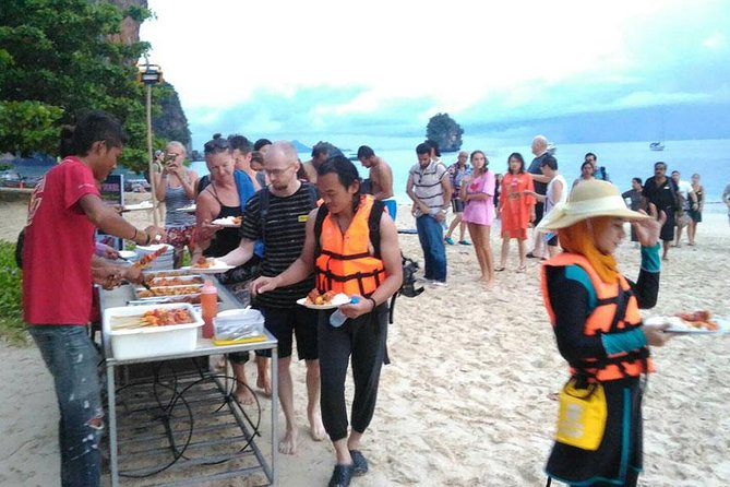 Snorkeling and Sunset to Krabi 7 Islands by Longtail Boat Buffet BBQ Dinner - Common Questions