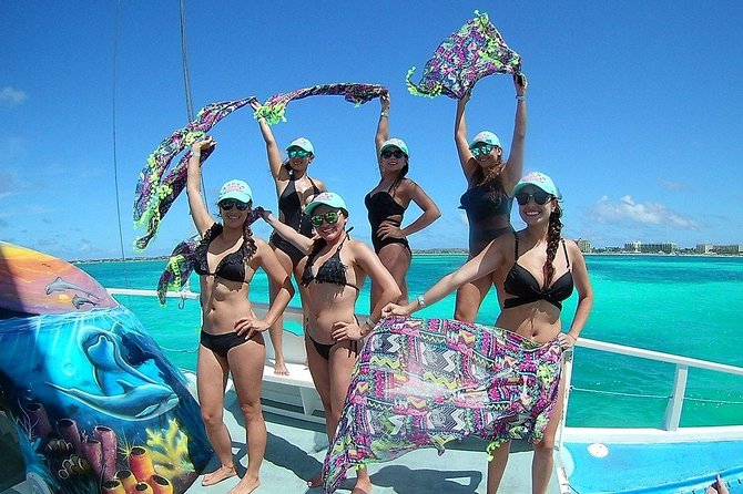 Snorkeling Cruise Aboard the Dolphin With Open Bar & Light Lunch - Customer Reviews