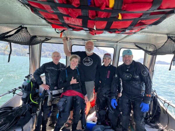 Snorkeling Seals Paddling Sightseeing Boat Tour in Vancouver - Participant Guidelines