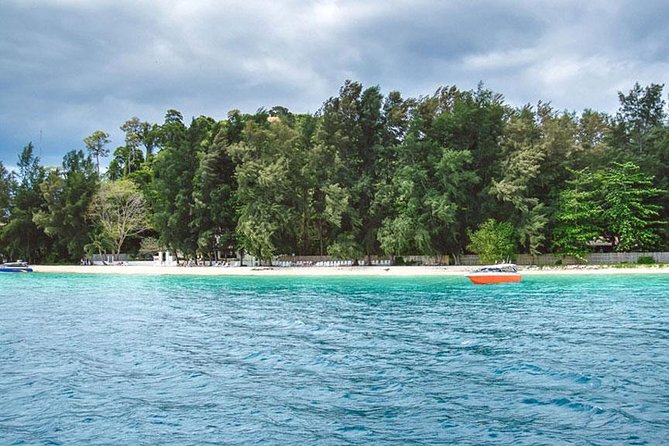 Snorkeling Tour to 4 Islands(Emerald Cave) From Koh Lanta by Speedboat - Common Questions