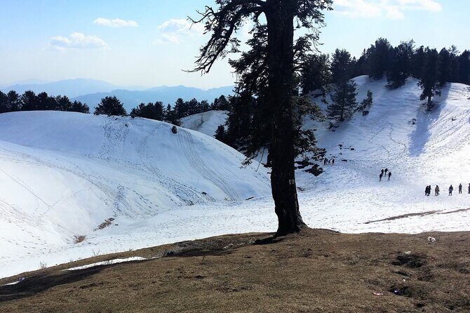 Snow Adventure in Foot Hills of Himalayas From Lahore - An In-Depth Look at the Itinerary