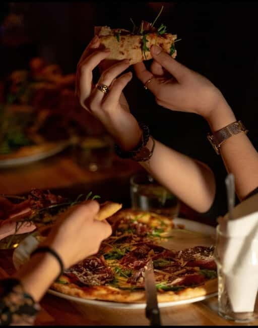 Soak up the Nightlife of Paris. - Good To Know