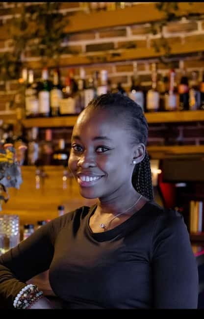 Soak up the Nightlife of Paris. - The Guide: Victoria