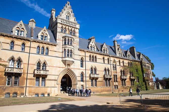 Social Distancing Specialised Oxford University Walking Tour With Student Guides - Traveler Photos and Reviews