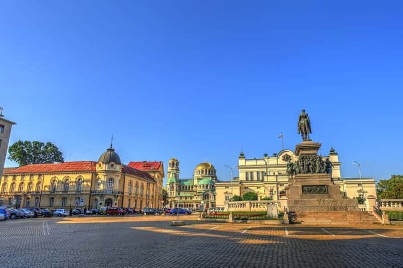 Sofia: Private custom tour with a local guide - The Experience of a Knowledgeable Guide