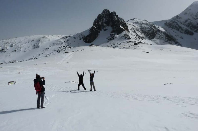 Sofia: Seven Rila Lakes Snowshoe Walk & Thermal Spring Pools - The Experience of Guides and Fellow Travelers