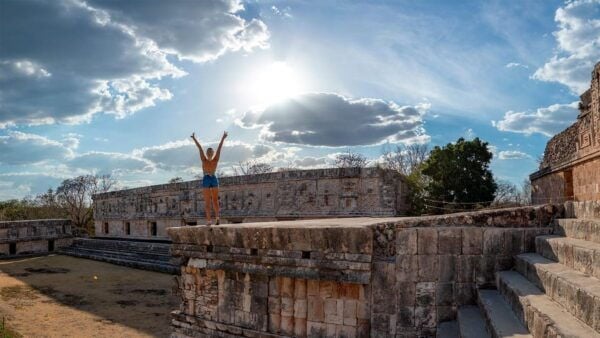 Sol: Uxmal, Kabah, and Chocolate Museum Tour - Exploring Uxmal