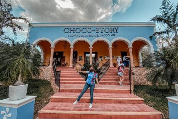 Sol: Uxmal, Kabah, and Chocolate Museum Tour - Indulging in Chocolate