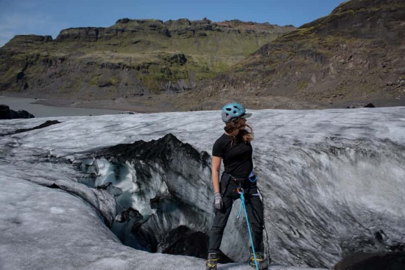 Sólheimajökull: Easy and Fully-Equipped Guided Glacier Walk - An Overview of the Glacier Hike Experience
