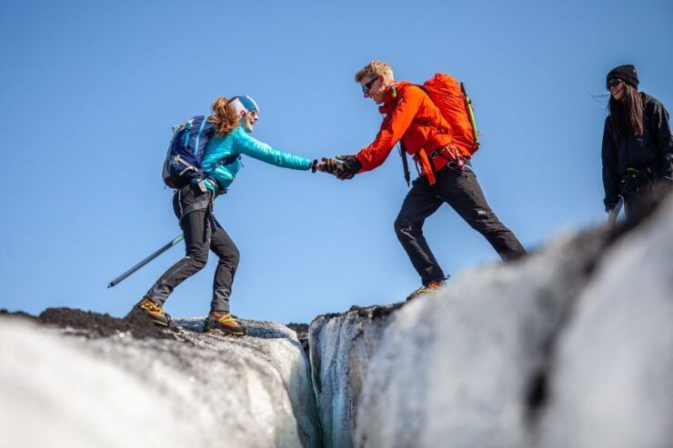 Sólheimajökull: Guided Glacier Hike - Experience Highlights