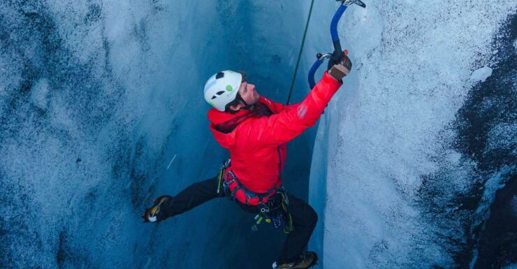 Sólheimajökull: Private Ice Climbing Tour on Glacier - Tour Experience