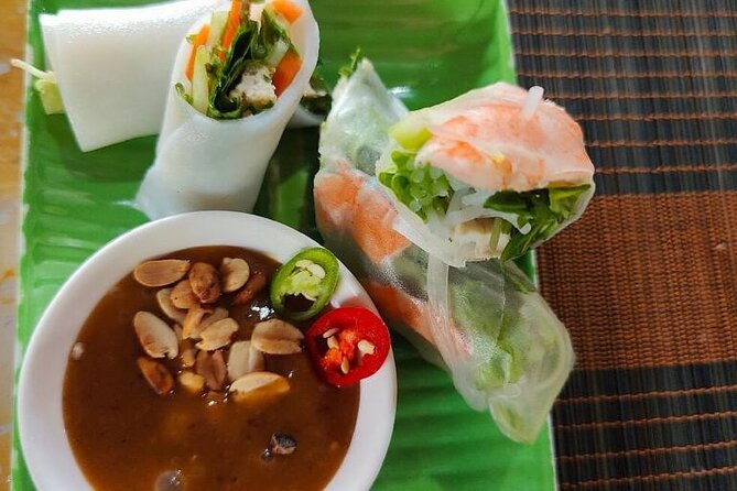 Solo Travelers Food Tour by Scooter - Meet Like-Minded Solo Travelers on the Tour