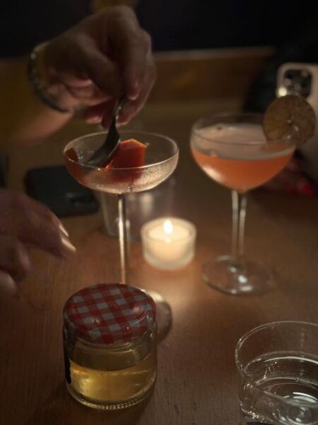 Solo Travelers Meet-Up and Explore Fun,Great Bars in Paris - Common Questions