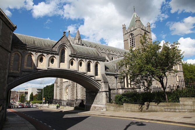 Songs and Heritage of Dublin - Walking Tour - Historical Sites and Landmarks on the Tour