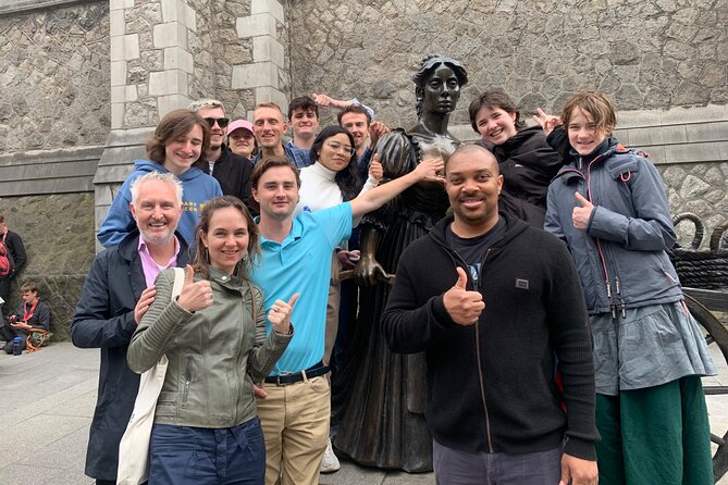 Songwriter Tours - Stars, Stories and Songs on the Streets of Dub - Uncover Hidden Gems and Local Talent on the Tour