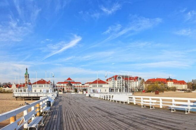 Sopot Love Walk: Seascape & Romance - Meeting Point and Booking Information