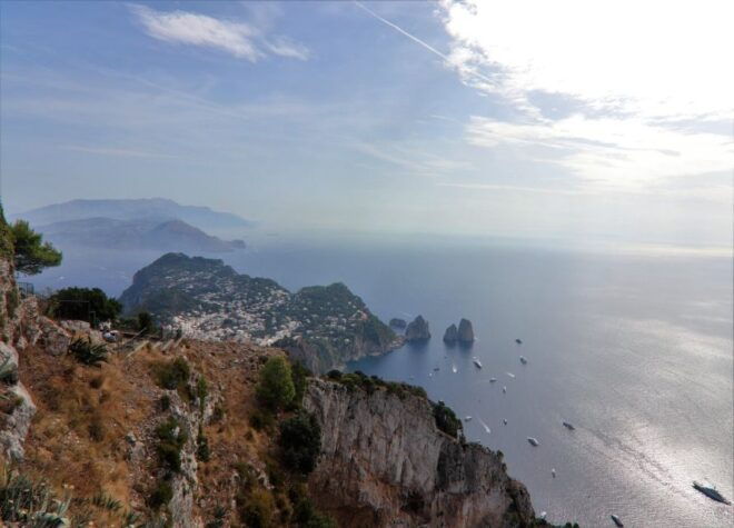 Sorrento: Capri, Anacapri and Blue Grotto Guided Tour - Guides Expertise and Direction