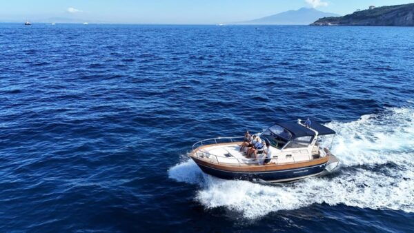 Sorrento: Capri and Blue Grotto Yacht Tour With Snorkeling - Tips for an Enjoyable Experience