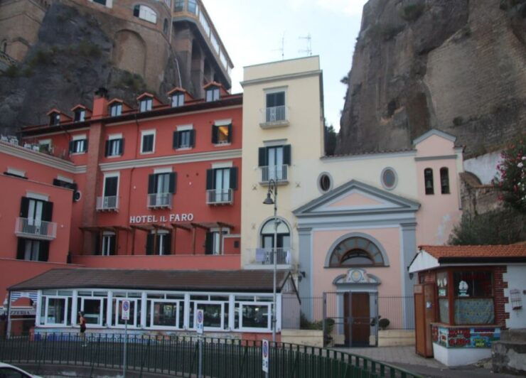 Sorrento: Capri, Blue Grotto and Augustus Gardens Day Tour - Tour Overview