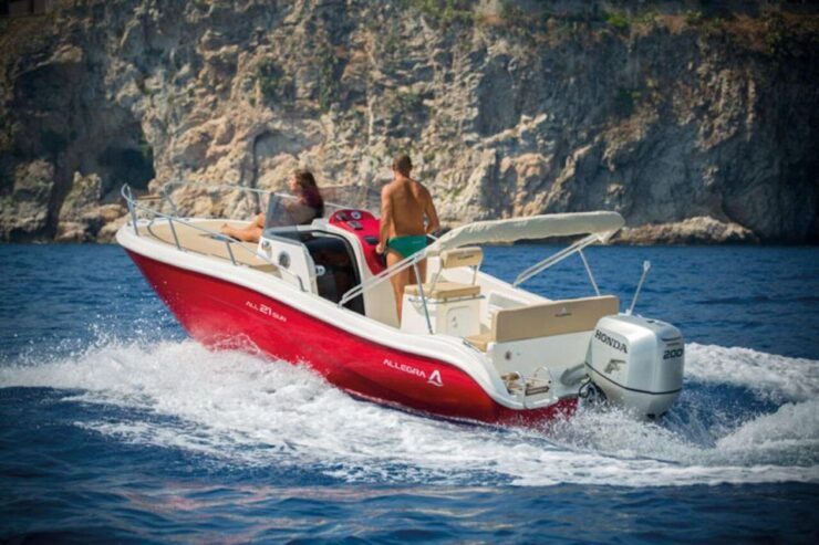 Sorrento: Capri Island Boat Tour by Allegra 21ft - Tour Features and Inclusions