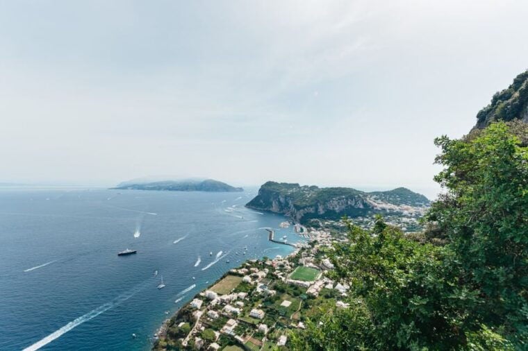 Sorrento: Coast and Capri Boat Trip With Limoncello Tasting - Limoncello Tasting Experience