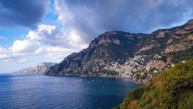Sorrento: Early Morning Transfer to Positano With Photostops - Professional Driver Experience