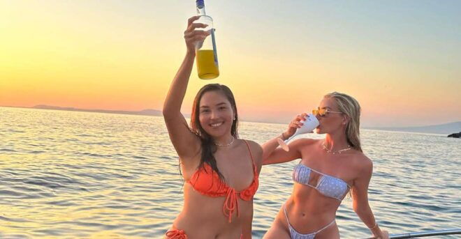 Sorrento: Luxury Private Boat Drinking & Watching the Sunset - Highlights