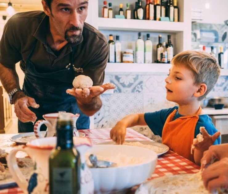 Sorrento: Pizza Making Class at Tirabusciò Cooking School - Full Description