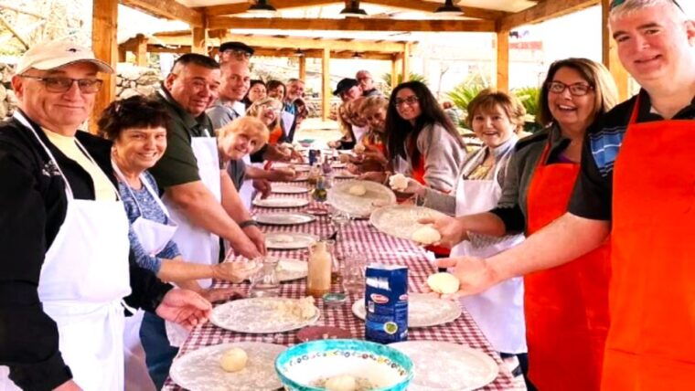 Sorrento: Pizza Making W/ Wine, Limoncello, & Transfer - Scenic Views and Atmosphere
