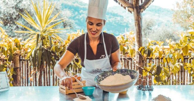 Sorrento: Pizza Making Workshop With Hotel Transfers - Instructor and Group Size